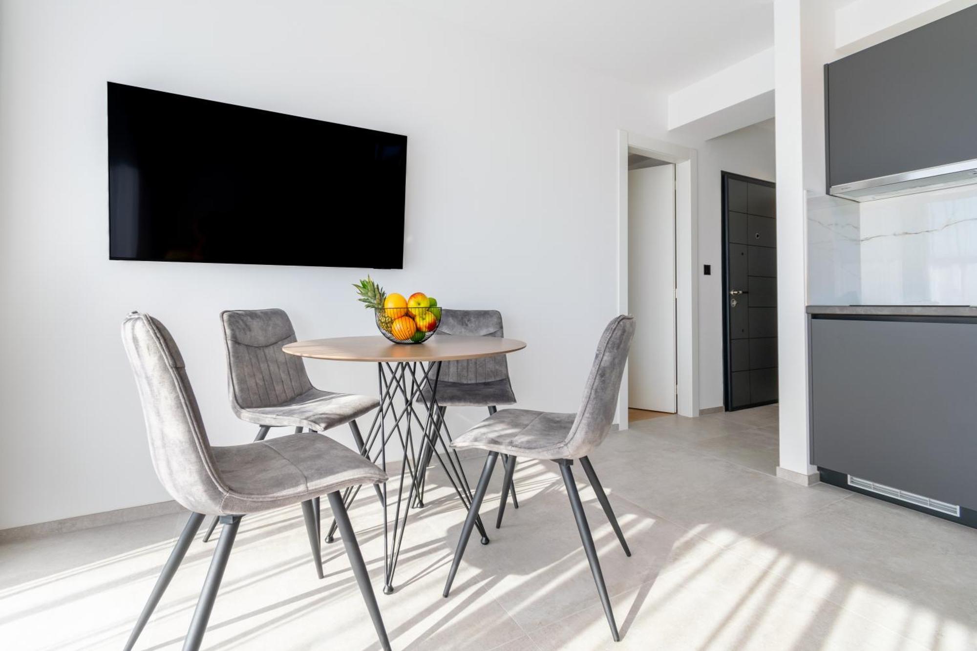 Apartmani Pino Baška Voda Exterior foto