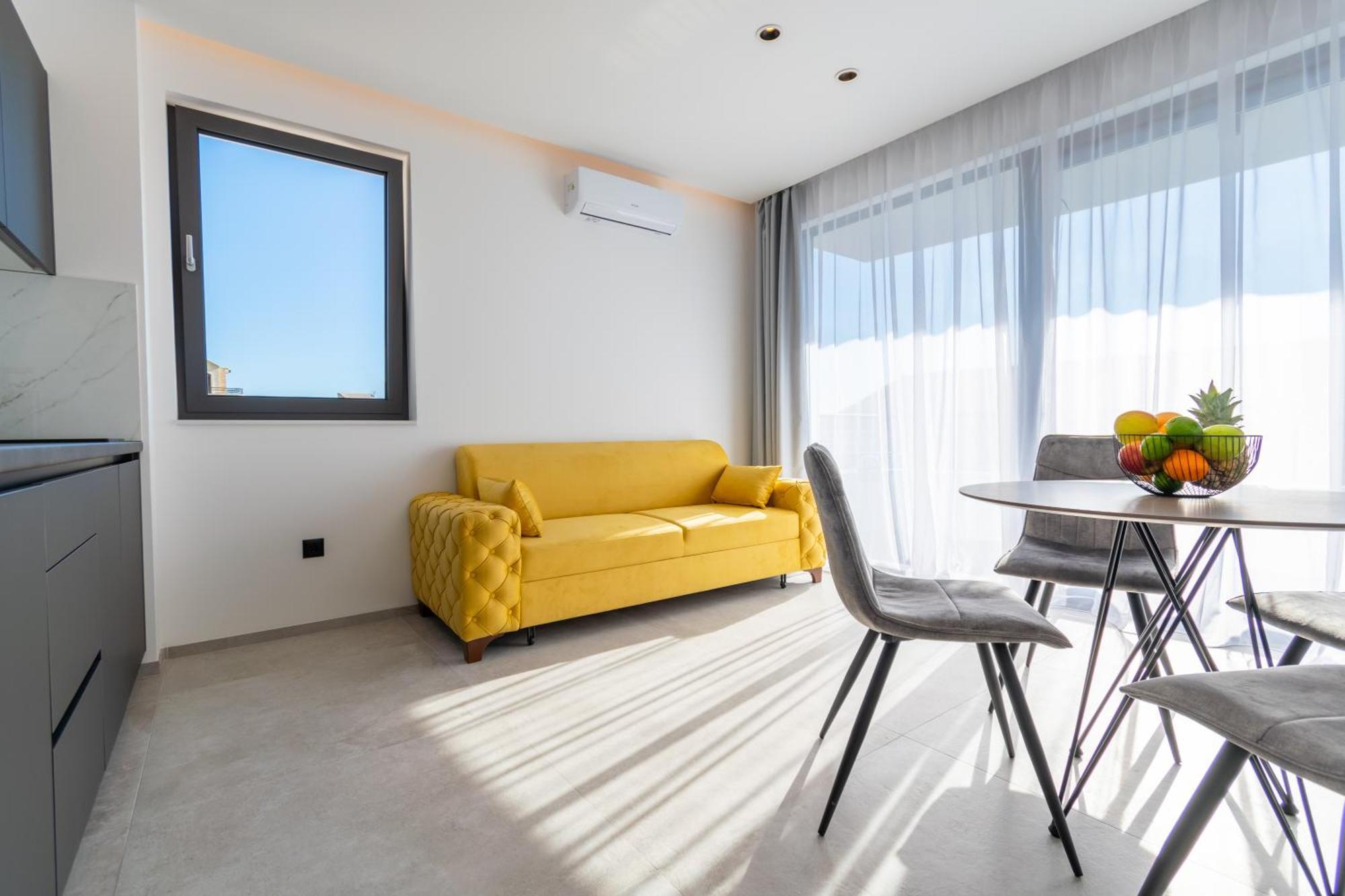 Apartmani Pino Baška Voda Habitación foto