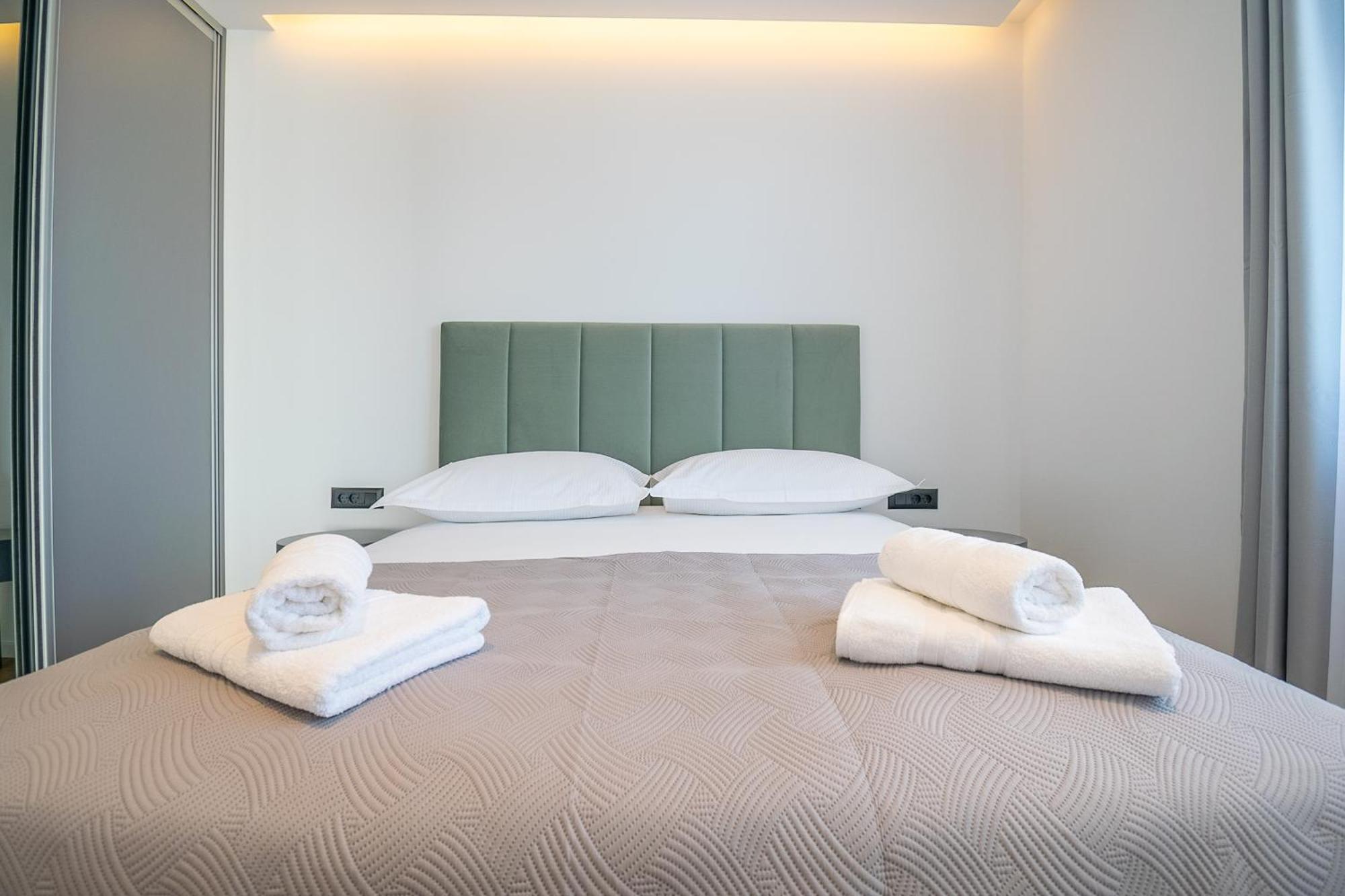 Apartmani Pino Baška Voda Habitación foto